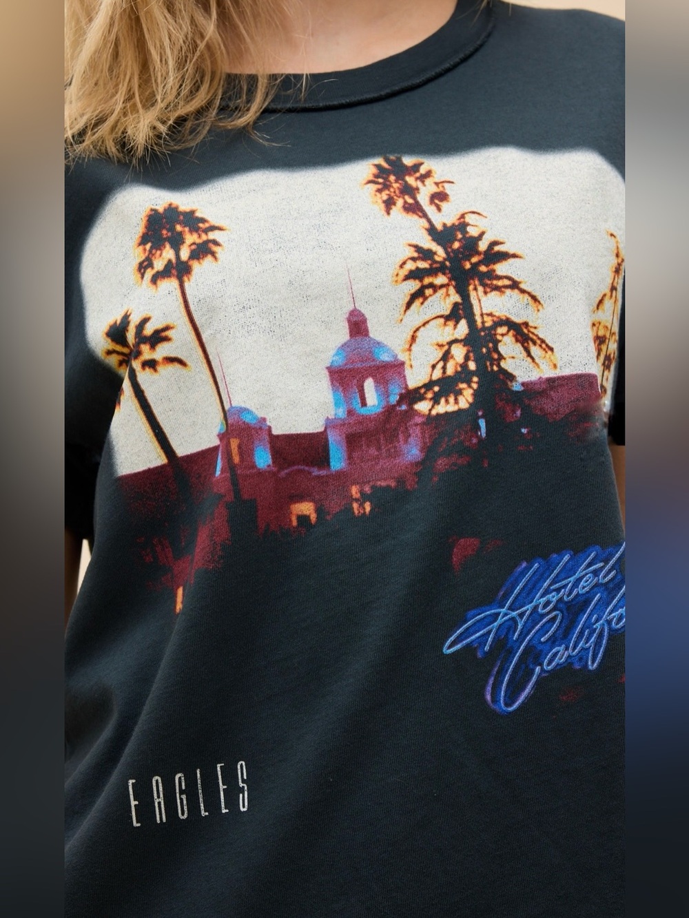 Daydreamer Eagles Hotel California Reverse GF Tee - Picture 6 of 6